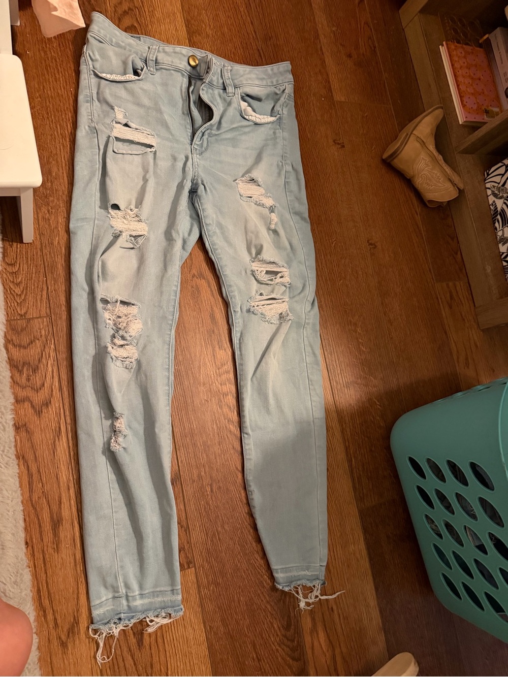 American Eagle Outfitters Light Blue Super Stretch Jeggings